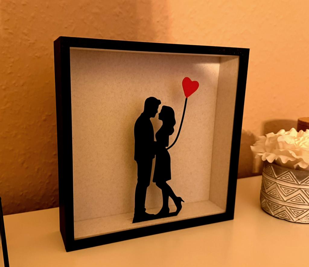 ❤️ Valentine’s Shadow Box – Silhueta ljubezni